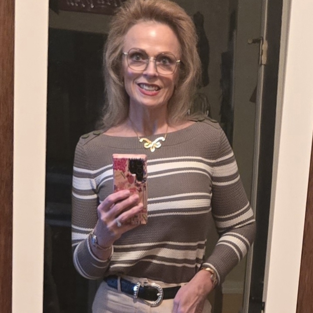 Meet your Posher, Kimberly